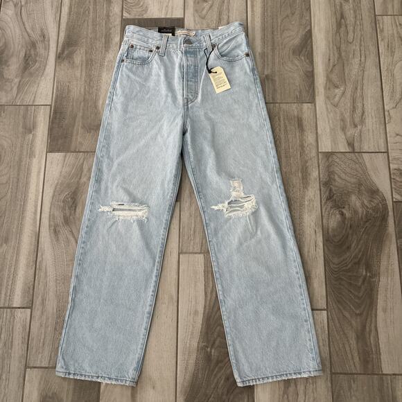 Levi's Women's Ribcage Straight Ankle Jeans Size 26/27 Light Wash Button-Fly NWT - Picture 1 of 7